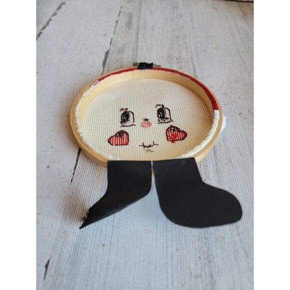 Santa Claus cross stitch face heart Santa hat ornament Xmas figure - Picture 5 of 6